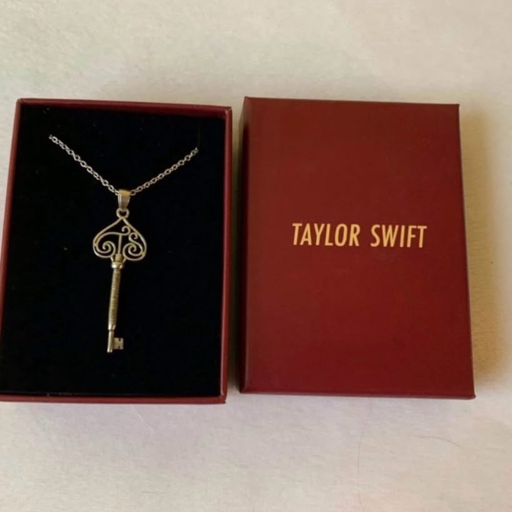 Taylor Swift I Knew You Were Trouble Necklace